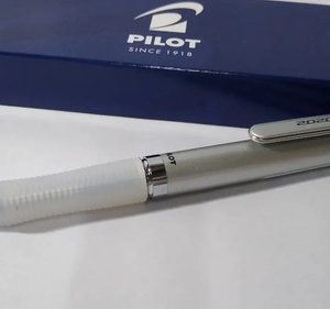 Portaminas Pilot 2020 Metal Shaker 05 Mm Japón Color Plateado